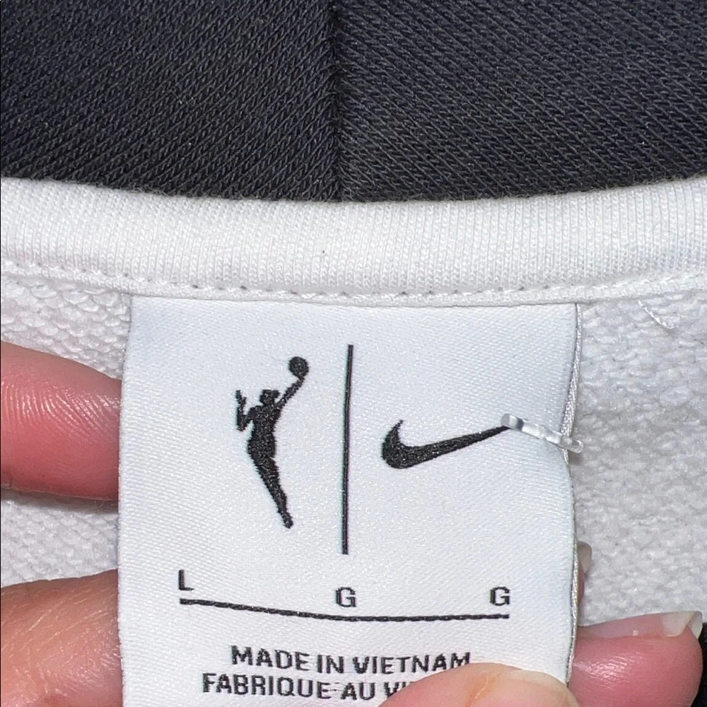 Nike this phoenix